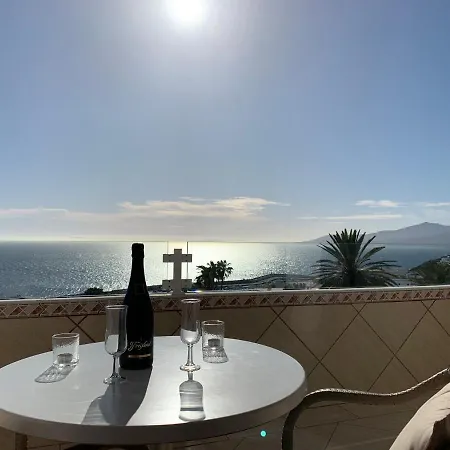 Colina Del Sol Apartment *